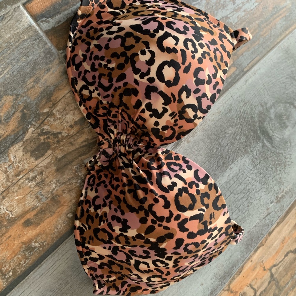 36dd shade and shore swim top